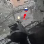 🔴 Ukraine War – Ukrainian Soldier Holds His Ground Against Russian Soldiers Storming His Position