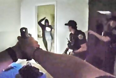 Woman Calls 911 For Help Then Charges Deputies With Knife
