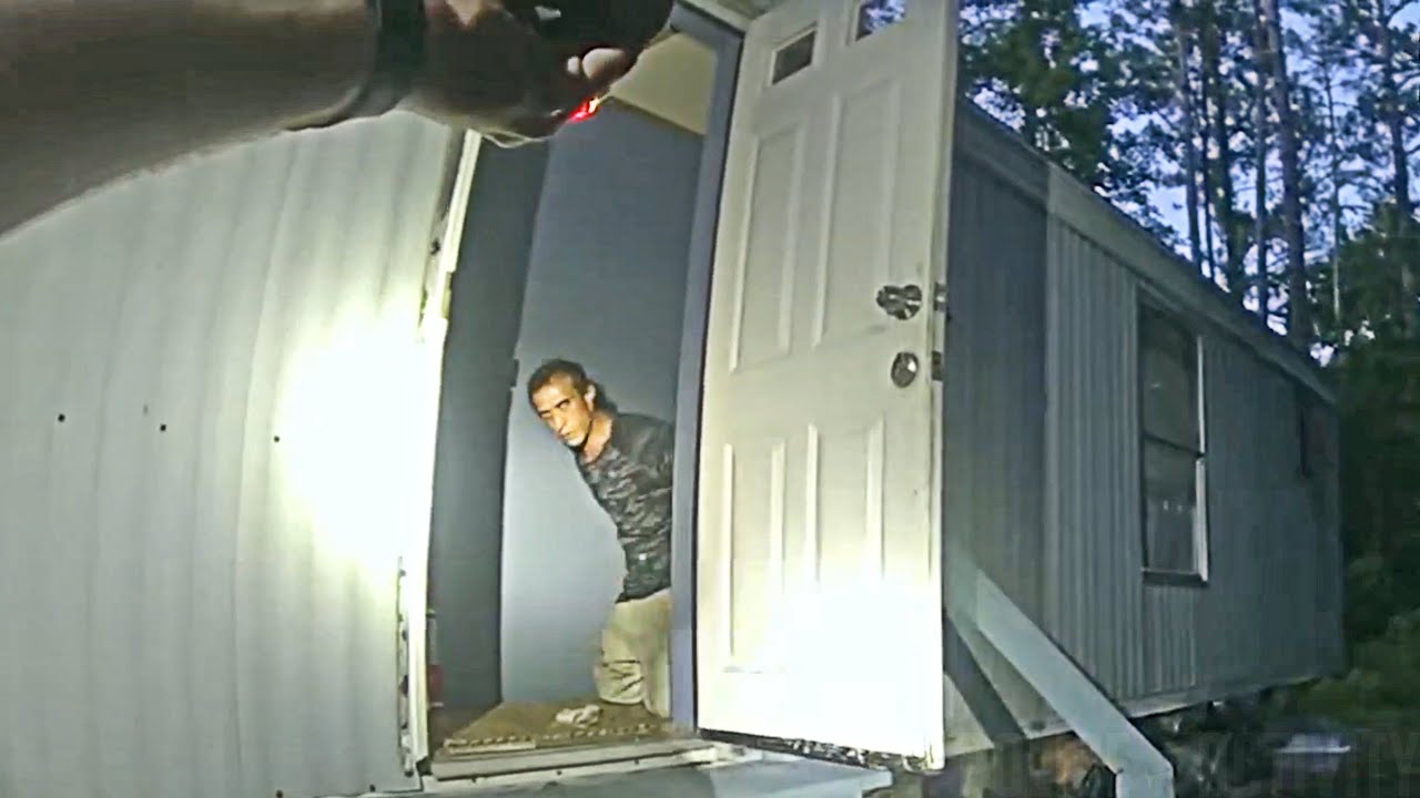 Texting 911 Saves Woman from Machete-Wielding Intruder