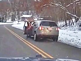 Intense Shootout Erupts Seconds After Police Stop Suspect Intense Shootout Erupts Seconds After Police Stop Suspect