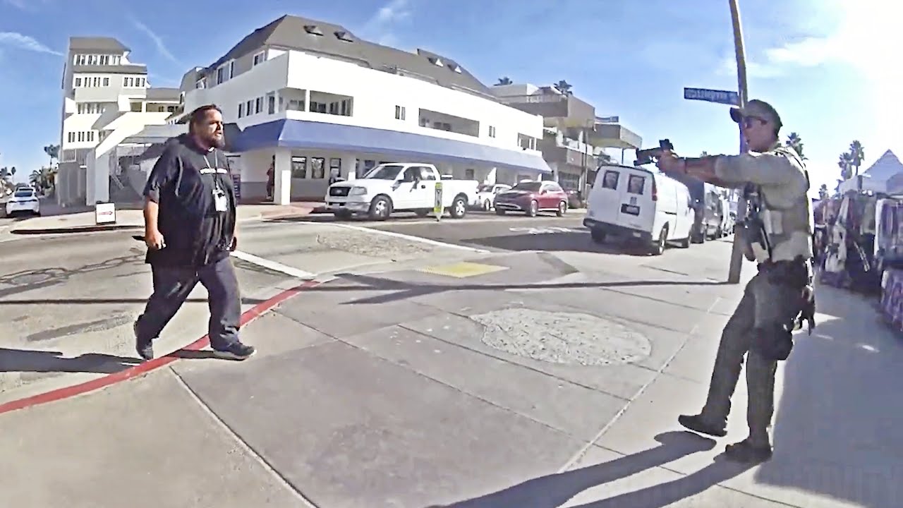 Man Calls 911 Then Confronts Deputies With Knife