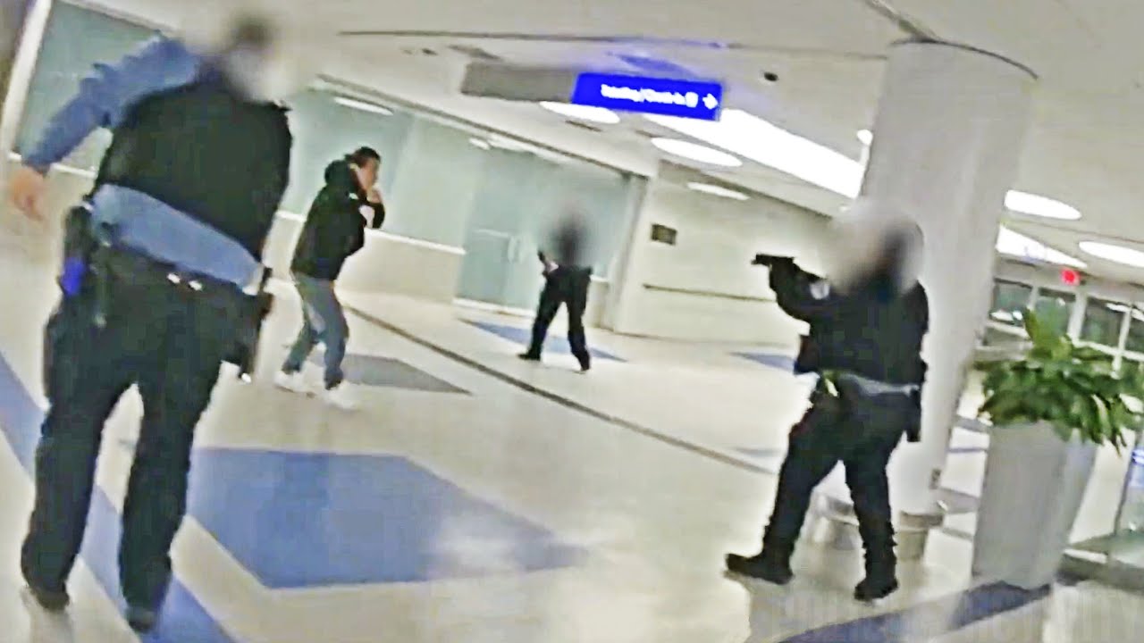 Knife-Wielding Man Shot After Advancing On Officers at St. Louis Airport