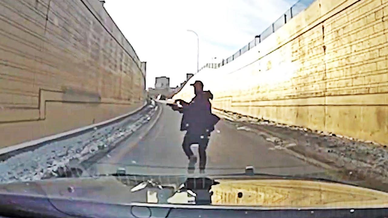 Fleeing Man Points Gun Before Being Shot by St. Paul Police Officers