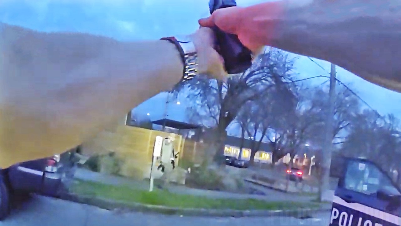 Bodycam Shows Moment Seattle Police Exchange Gunfire With Suspect