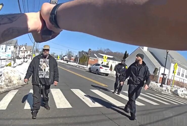 Hartford Officer Fires on Man Advancing With a Knife
