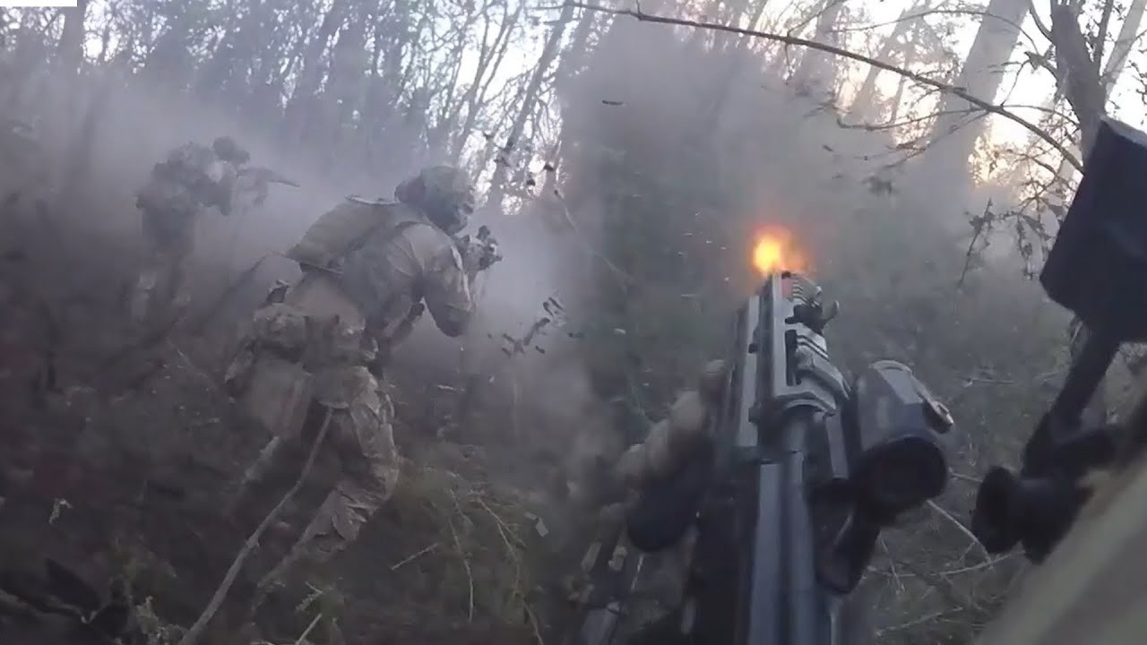 🔴 Ukraine War – Ukrainian Scouts Storm Russian Trenches On The Eastern Front [RAW Helmet Cam Combat]