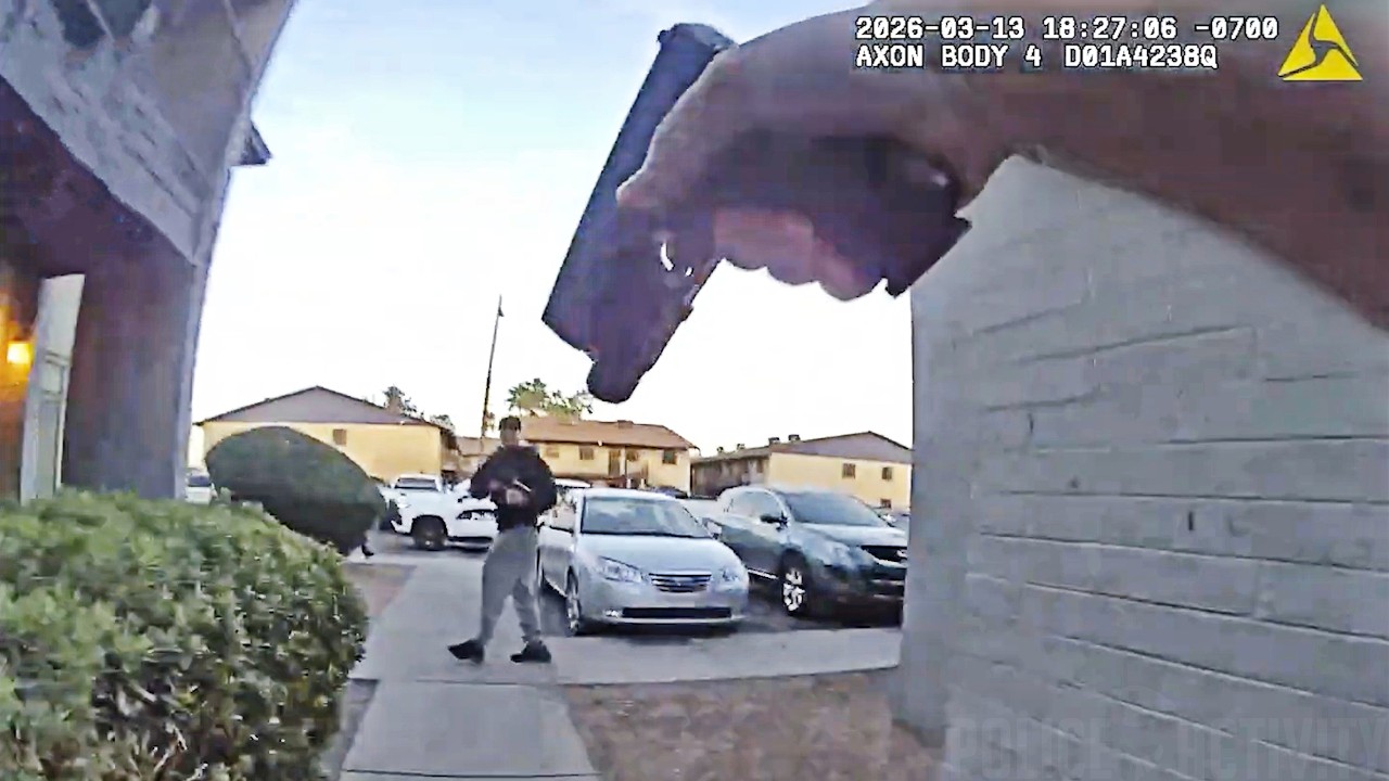 Phoenix Police Shoot Suspect Armed With Rifle After Foot Chase