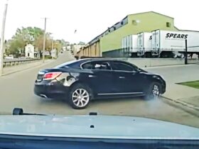 Homicide Suspect Instantly Floors it When Officer Gets Behind Him