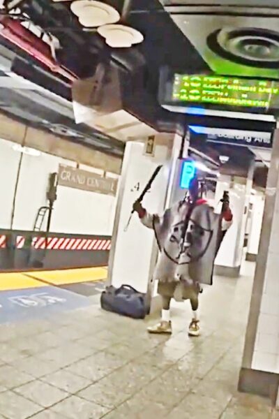 NYPD Detective Shoots Machete-Wielding Attacker