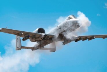 🔴 IRAN WAR – A-10 Warthog in Action • GAU-8 Shreds Iranian Proxies Into Pieces