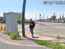 Police Chase Ends When Suspect Charges Officer With Knife