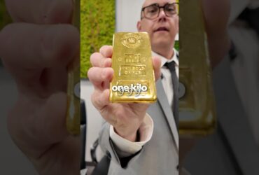 0,000 in Physical Gold Bars Stacked!