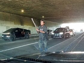 Officer Shoots Man After He Advances With Bat