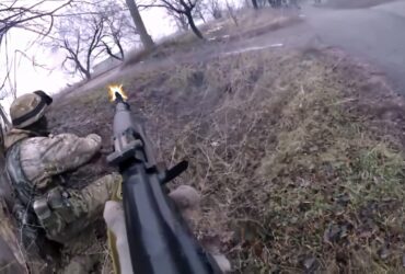 🔴 UKRAINE WAR – Russian Infantry Assault Fails So Horribly That Russian Commander Beats His Own Men