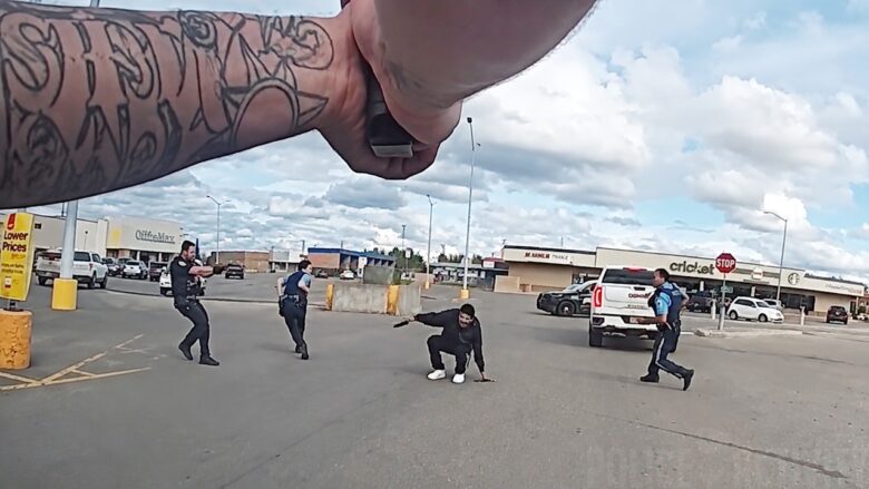 Alaska Officers Shoot Armed Felon During Foot Pursuit