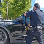 Houston Officers Shoot Man Armed With Rifle on Front Porch