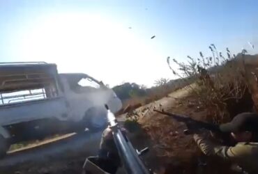 🔴 MYANMAR WAR – Myanmar Rebels Assault Military Vehicles In Insane Guerrilla Ambushes • Helmet Cam