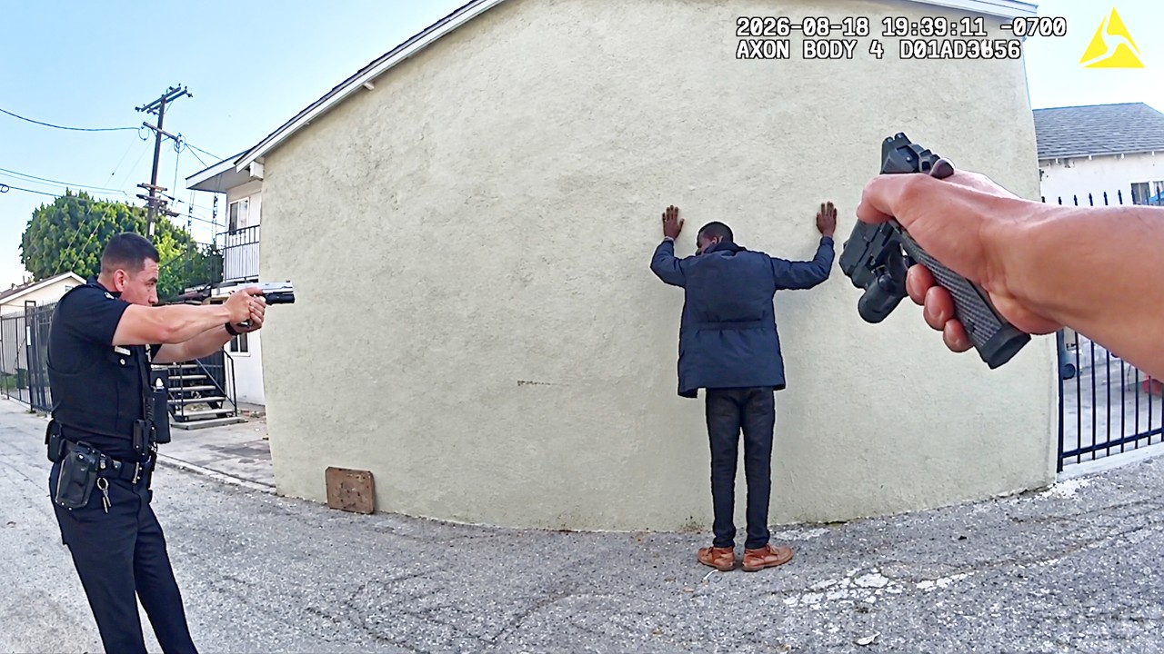 LAPD Cop Shoots at Suspect After He Aims an Airsoft Rifle